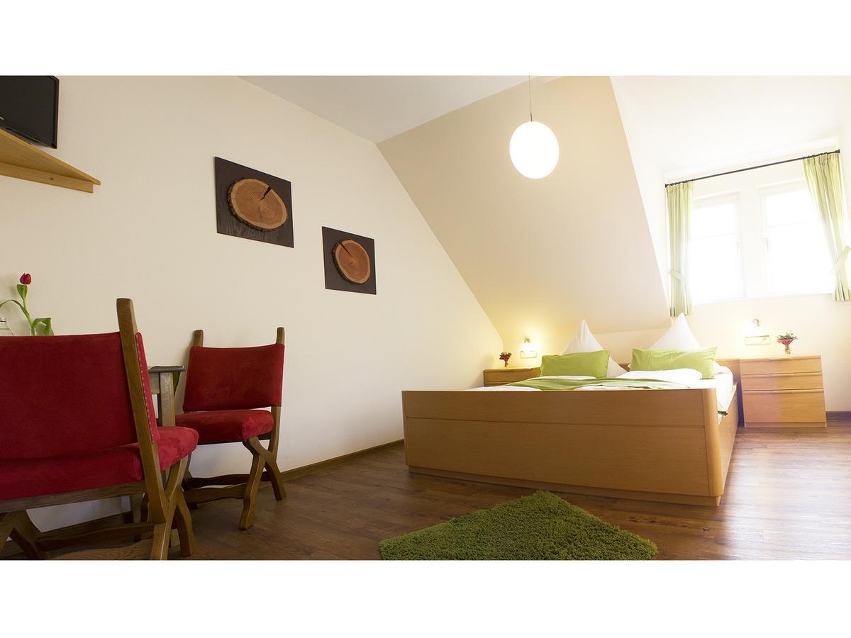Pension Moeser เลนเนชตัดท์ ภายนอก รูปภาพ